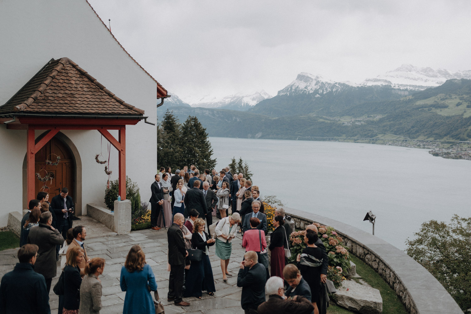 Wedding at the chapel in Ennetbürgen