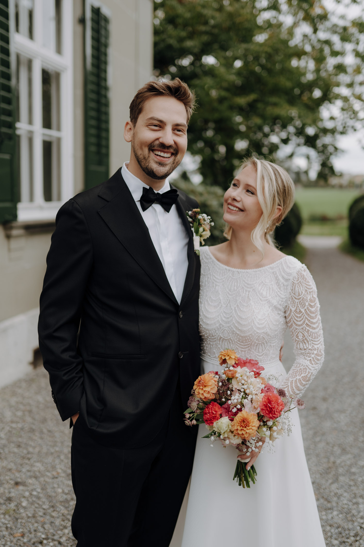 First Look bei einer Hochzeit im Restaurant Schöngrün Bern Schweiz Hochzeitsfotograf