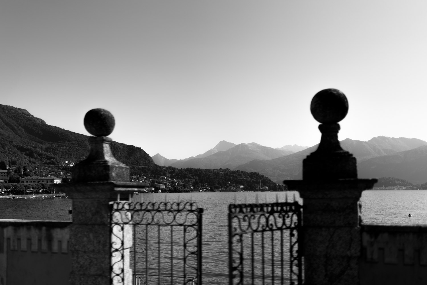 Hochzeitsfotograf am Comer See Lago di Como in Italien in der Villa Regina Teodolinda neben der Villa Balbiano