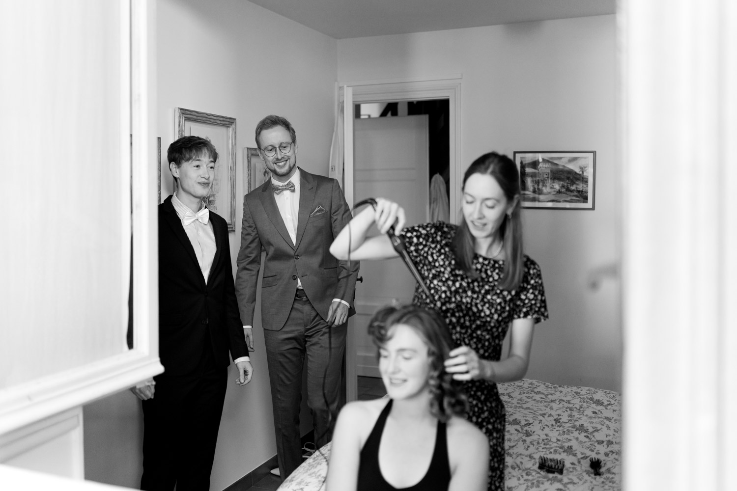 Getting Ready Hochzeitsfotograf am Comer See Lago di Como in Italien in der Villa Regina Teodolinda neben der Villa Balbiano