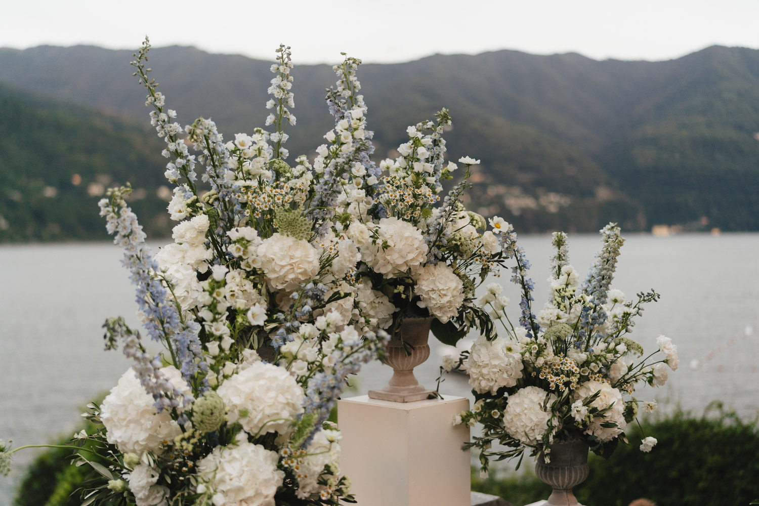 Hochzeitsfotograf am Comer See Lago di Como in Italien in der Villa Regina Teodolinda neben der Villa Balbiano