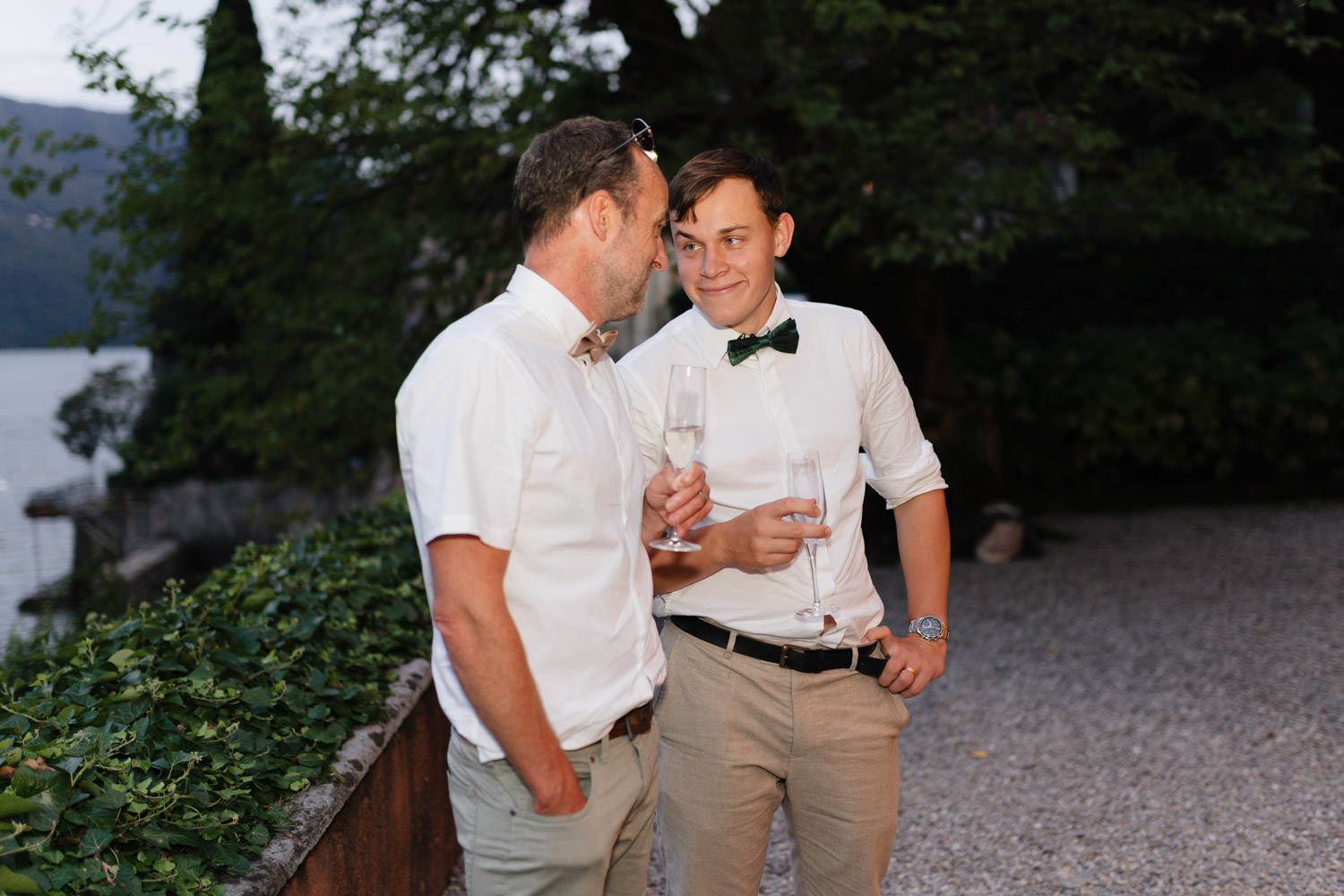 Hochzeitsfotograf am Comer See Lago di Como in Italien in der Villa Regina Teodolinda neben der Villa Balbiano